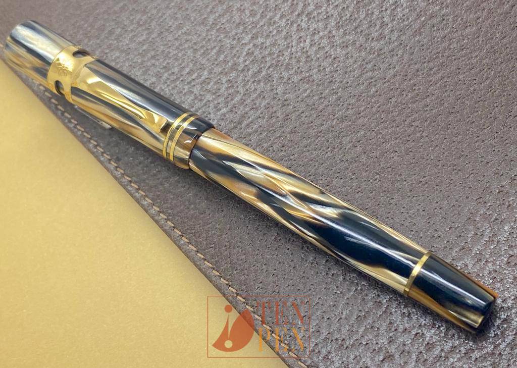VISCONTI RAGTIME BLACK AND PEARL CELLULOID - 1990S | Tenpen - By